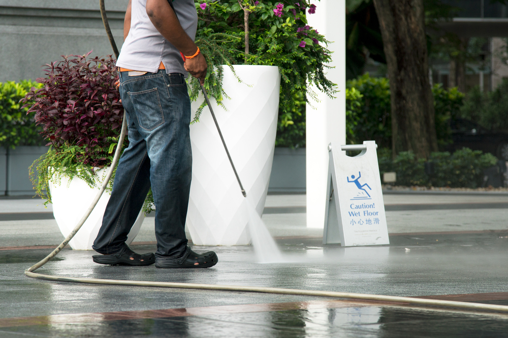 Outdoor,Floor,Cleaning,With,High,Pressure,Water,Jet